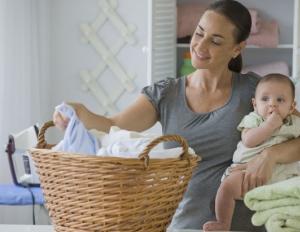 Video: Prečo mamičky nič nestíhajú Prečo mama nestíha domáce práce